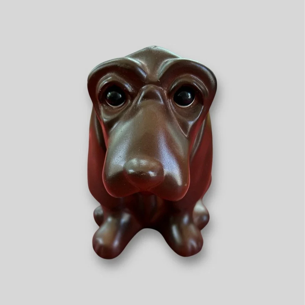 Vintage Plastic Basset Hound Sad Dog Bank Brown‎ Royalty Designs